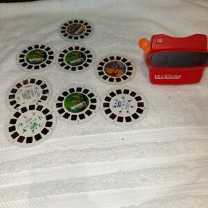 Vintage 3D Viewmaster Viewfinder 1980's Toy with Winnie the Pooh and discovery